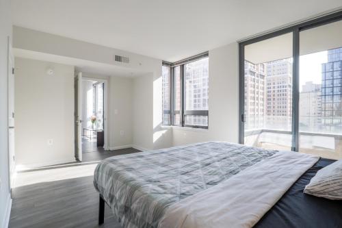 Pentagon Luxe Apartments Arlington - Near DC - main image