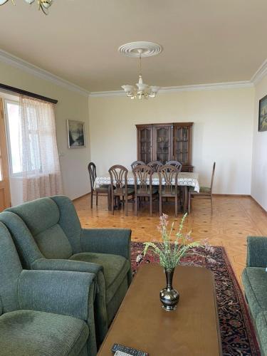 Lernarot Guest House in Aragatsotn