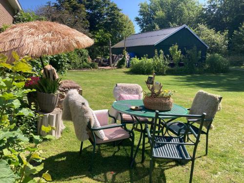 B&BOosterweg3 Studio - Free private parking in ฮีมซเกิร์ก