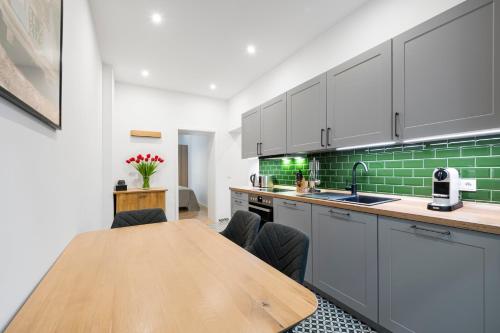 The Rother - Group Flat in Central Berlin, Family-Friendly, 2BR, 2- 4 Guests, Берлин (фото 8)