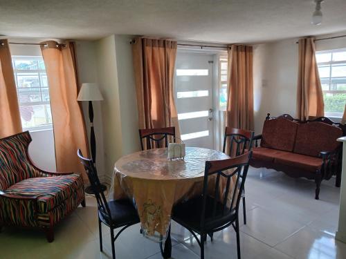 Cosy Corner under the Hill in St. Philip