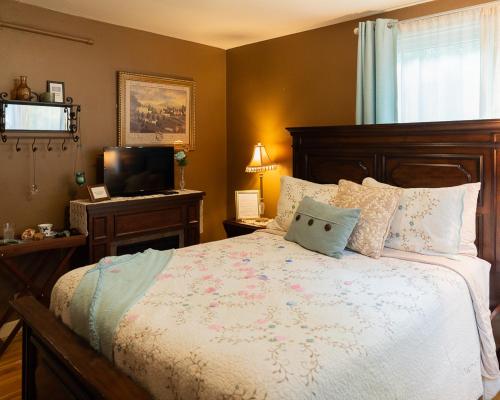 Silver Heart Inn & Cottages - image 8