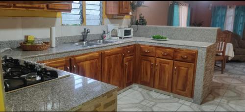 Tropical Gavilla in Palo Grande