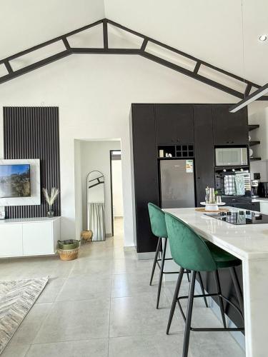 Cozy 1 Bedroom Mountain Escape in 卡里比布