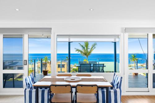 45 Hillside Cres Beach House in Kianga