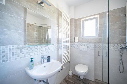 Apartments with parking space Biograd na Moru Biograd - 24723 - image 2