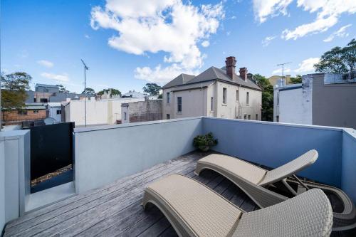 'Surry Soul' Architect-Designed Terrace with Rooftop - image 13