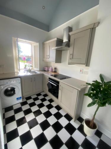 The Little Pink Cottage in Cashel