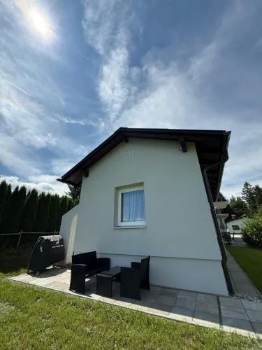 Ferienhaus Rafaela mit Privatstrand in Ledenitzen, Österreich