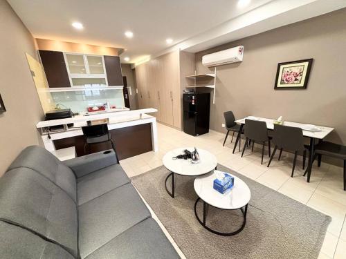 Cempaka Apartment 2Queen 4Pax  5 - image 7