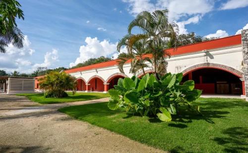 Hacienda Zunzal - Weddings, Events & Large Groups! in Leona Vicario