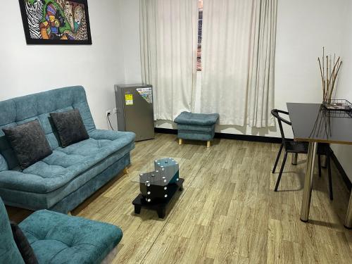 Apartamentos FM 202