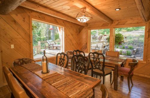 Jackson Hole Hideout - 식음료(F&B)