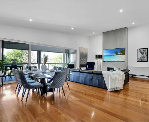 Lakeview Luxury in 卡羅林斯溫泉
