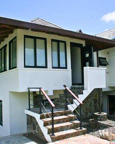 The Triplex at Villa Horizon - Three Private Suites, Родни-Бэй-Виллидж (фото 6)