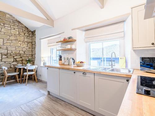 Фасада на хотела, Shawdon Hill Coach House in Longhoughton