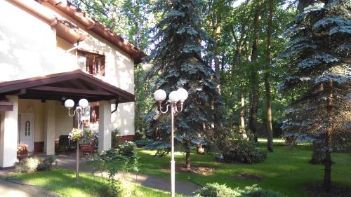Вхід, Villa Podkowa in Підкова Лесна