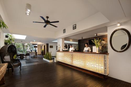 Előcsarnok, The Akmani Legian Hotel near Ground Zero Emlékmű