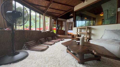 Bambu Huts