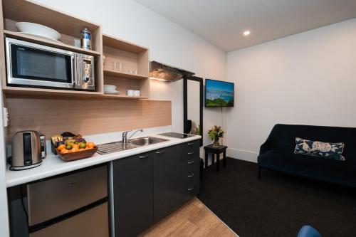 Gilmer Apartment Hotel - image 5