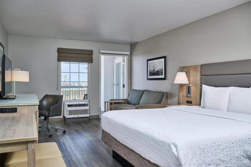 Hampton Inn & Suites Hermosa Beach - image 11