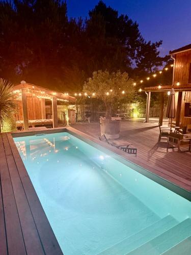 Cabane Oléron Piscine 5 Chambres (Cabane Oleron Piscine 5 Chambres) in แซงต์ โทรจัน เลส แบงส์