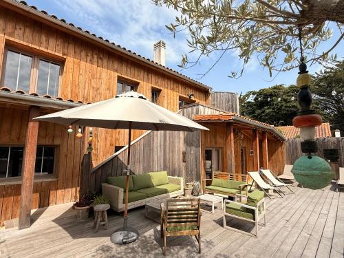 Cabane Oléron Piscine 5 Chambres (Cabane Oleron Piscine 5 Chambres) in แซงต์ โทรจัน เลส แบงส์