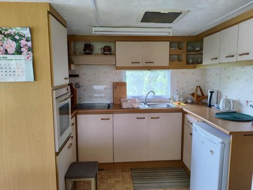 Medumi Lake Caravan in Medumi