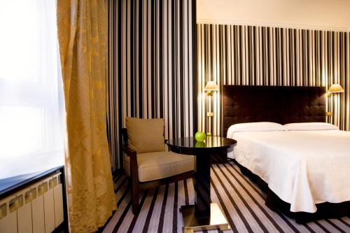 Executive Double Room image 4