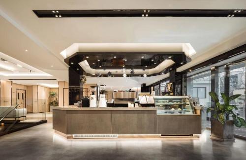 WeLight Hotel in Back Lakes (Hou Hai)