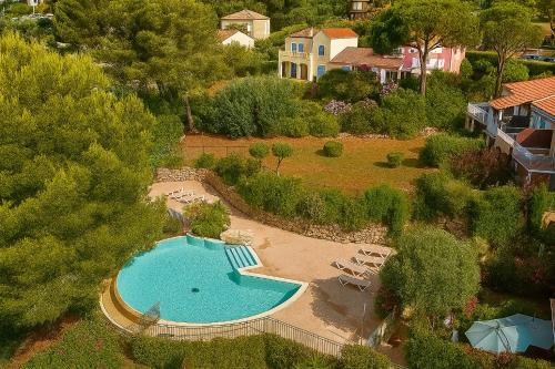 Appartement familial avec piscine, proche mer et lac