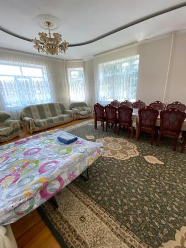 Talas guest house in Talas