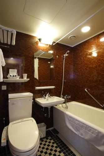 room detail thumbnail 2