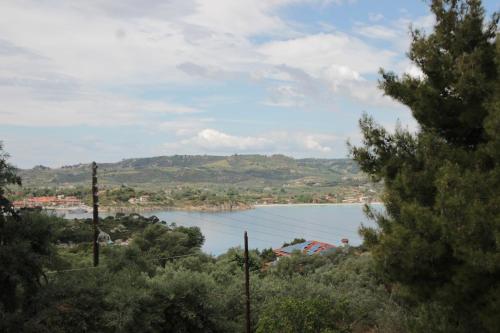 Heos Accommodation - image 11