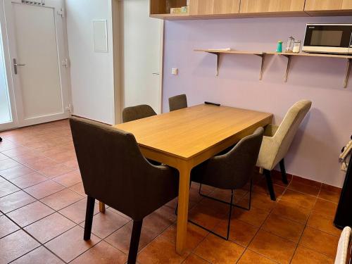 Beautiful Apartment in Brüsseler Kiez, Berlino (foto 3)
