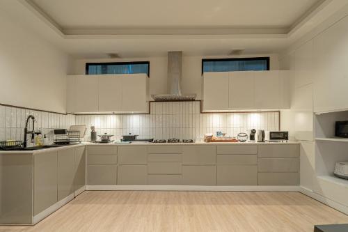 수쿰윗 / 스쿰빗의 프라이빗 하우스 (m², 침실 4개, 프라이빗 욕실 3개)