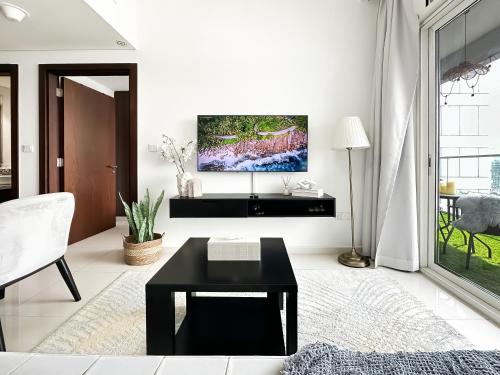 Trophy - Springs Suite with Cozy Balcony Garden, Dubai (Foto 6)