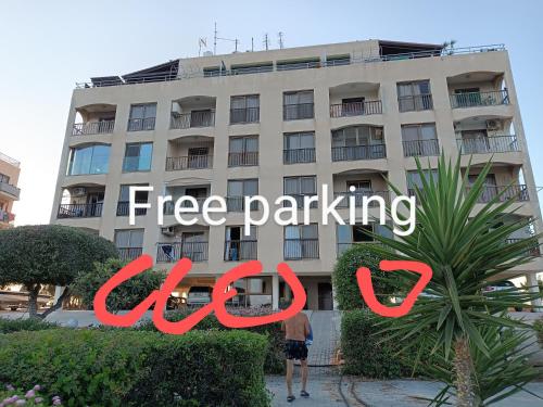 Danit apartmnt by the sea in Zygi