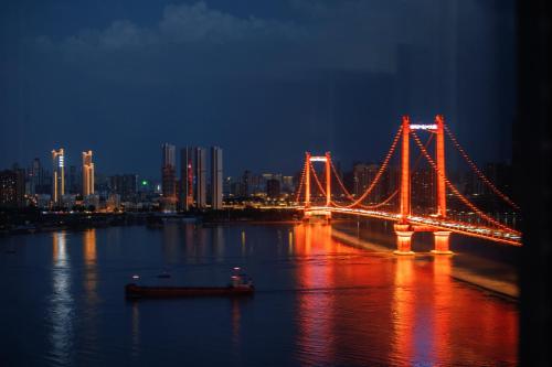 Foto - Hilton Wuhan Yangtze Riverside