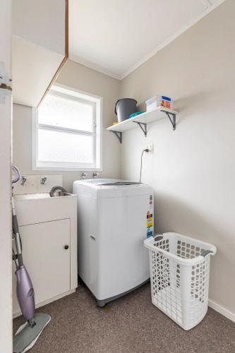 Home away from home 4 bedroom 2 bathrooms in Upper Hutt