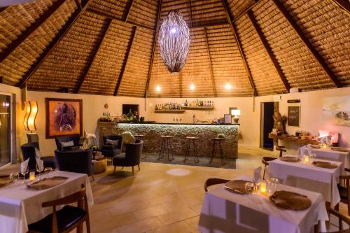 Ресторант, Auberge de la Table in Toliara