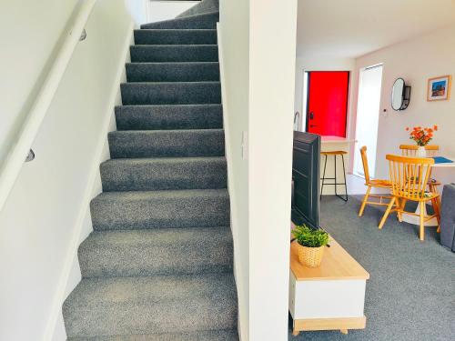 Tranquil Bamboo Oasis at Christchurch in Tai Tapu