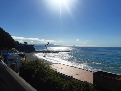 Home on the beach -30 mt in Arenzano-Genova in Crevari