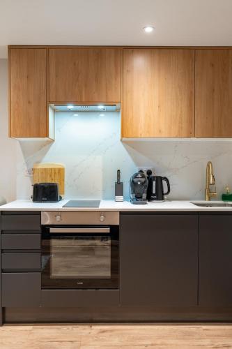 1BR Studio Quiet Retreats | Piccadilly Workspace - image 8