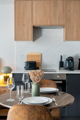 1BR Studio Quiet Retreats | Piccadilly Workspace - image 12