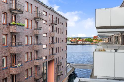 2BR Apt w Balcony by Oslo S and Munch, Осло (фото 4)