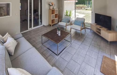 Maison Avec Piscine Et Etang in Tournon-d'Agenais