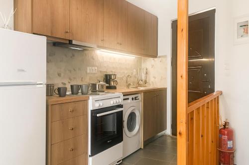 Kitchen, Skordalos Maisonette - Crete Cozy & Bright Nest in Viannos