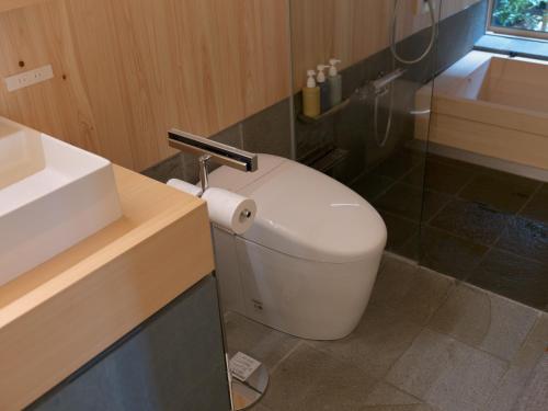 Restored Kominka with Irori & Japanese Gardens