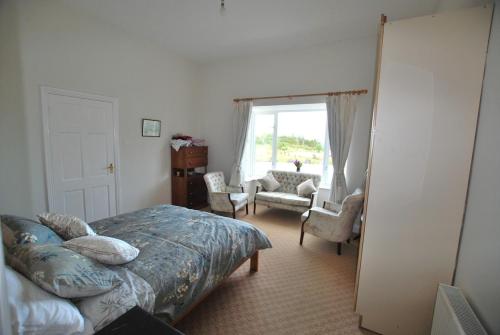 Yellow Cottage up to10 guests in Адар